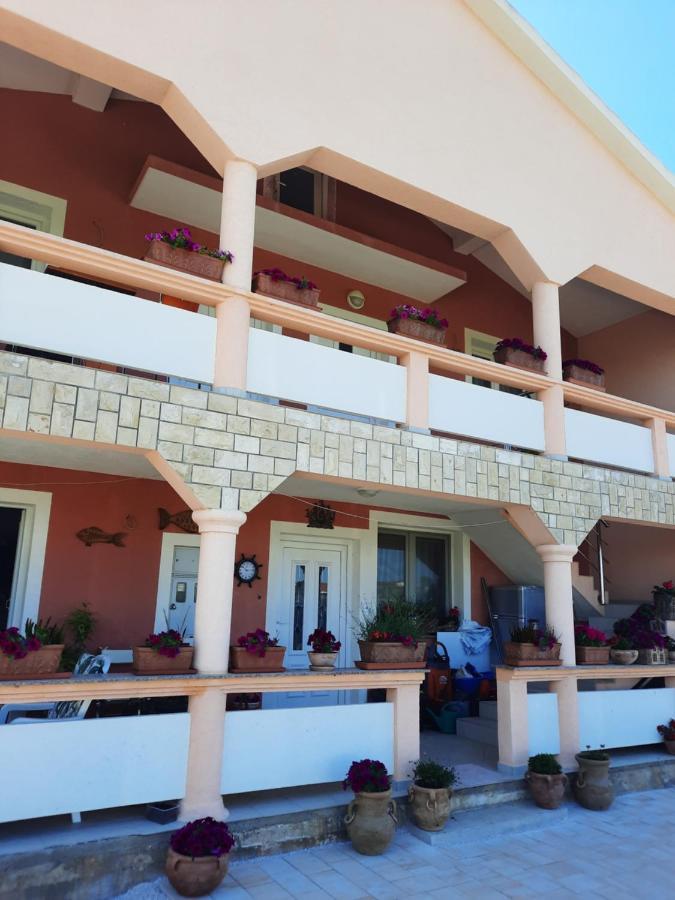 Apartmán Penzion u Kapitána Vir Exteriér fotografie